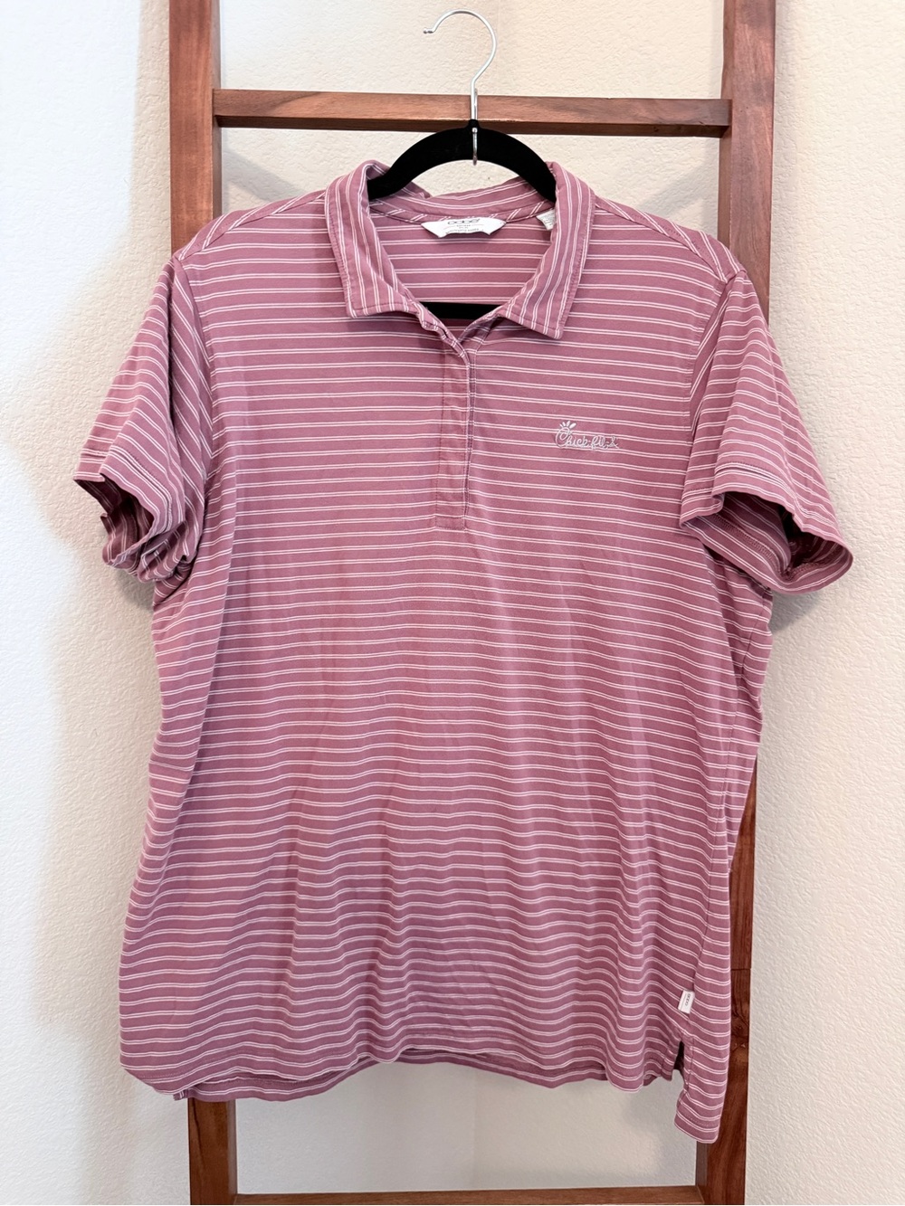 OOBE Chick-fil-A Women's Mauve Striped Polo Shirt SIZE XL